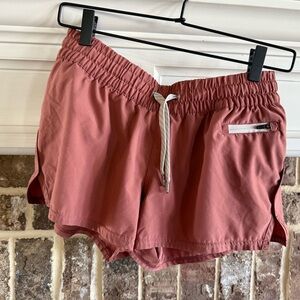 Vuori Clementine Shorts EUC